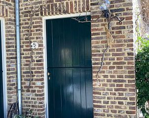 Charmante voordeur van Vakantiehuis in Wijlre, Zuid Limburg.