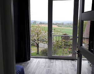 Blick auf den Garten vom Schlafzimmer im Ferienhaus in Epen, Sdlimburg.