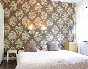 Luxe woonkamer in L022 vakantiehuis, Epen, Zuid Limburg, met stijlvolle meubels en sfeervolle decoratie.