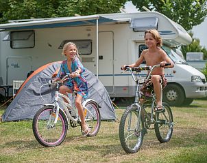 Verblijf 400237 • Vakantiewoning De Peel • Camper veld Zwaan 