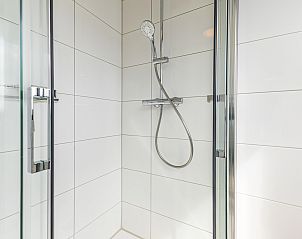 Auenkche mit Grill im 10-Personen-Bungalow 10L, Someren, De Peel, Nordbrabant, ideal zum Kochen im Freien.