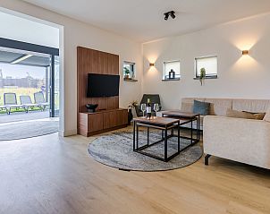 Houten sauna in 20-persoonsbungalow 20L, Someren, De Peel, Noord Brabant voor ultieme ontspanning.