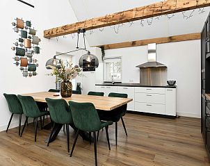 Stijlvolle keuken en eetruimte in vakantiewoning Someren, De Peel.
