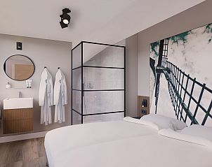 Stijlvolle slaapkamer met ensuite badkamer in de recreatiewoning in Bakel, De Peel, Noord Brabant.