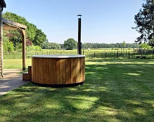Ferienhaus in Luyksgestel mit Whirlpool und Blick auf die Felder in Kempen.