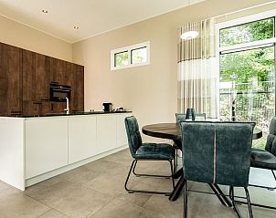 Stijlvolle keuken en eetruimte in Belvedere 4 personen Wellness, vakantiehuis in Cromvoirt, Noord Brabant.