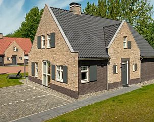 Guest house 422539 - Bungalow Hart van Brabant - Kaatsheuvel | 12-persoons vakantiehuis | 12L