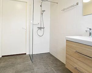 Guest house 422539 - Bungalow Hart van Brabant - Kaatsheuvel | 12-persoons vakantiehuis | 12L