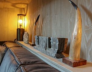 Stijlvolle inrichting in Chalet in Kaatsheuvel, ideaal voor een rustgevende vakantie in het hart van Brabant, Noord Brabant.