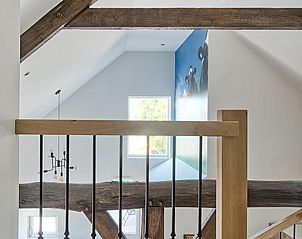 Authentieke houten balken in het interieur van Huisje in Kaatsheuvel, vakantiehuis in Noord Brabant.