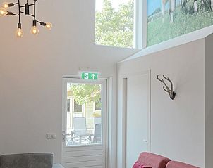 Luxe interieur met hoge plafonds in Huisje in Kaatsheuvel, vakantiehuis in het hart van Brabant.