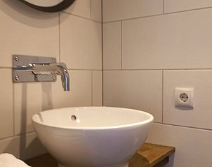 Guest house 424313 - Holiday property Hart van Brabant - Huisje in Hank