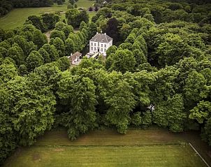 Luchtfoto van Vakantiehuisje in Loon op Zand in bosrijke omgeving, Noord Brabant.