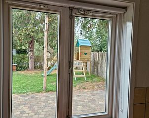 Nestkastjes in de tuin van Huisje in Loon op Zand, vakantiehuis in Hart van Brabant, Noord Brabant.