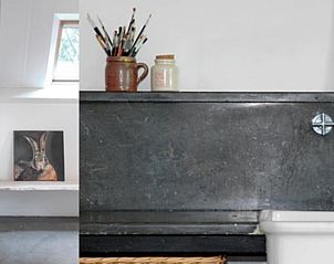 Artistieke details in de binnenruimte van Vakantiehuis in Oeffelt, Noordoost Brabant.