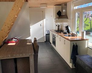 Moderne keuken in Huisje in Gemert, vakantiehuis in Noordoost Brabant, Noord Brabant.