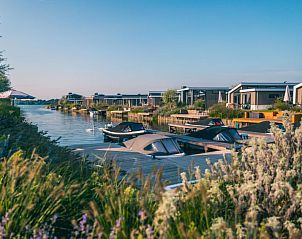 Guest house 4343100 - Holiday property Noordoost Brabant - Vakantiehuis Villa Waterfront 12