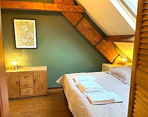 Badkamer in vakantiehuis BRA100, Holthees met moderne voorzieningen en ruime douche.