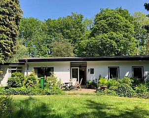 Guest house 440107 - Holiday property West Brabant - Vakantiehuisje in Breda