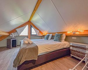 Zolder slaapkamer in Villa de Argento vakantiehuis, Alphen, Noord Brabant.