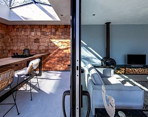 Stijlvolle binnen-buitenruimte van Vakantiehuisje in Oosterhout, Noord Brabant.