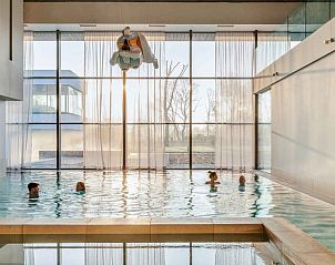 Innenschwimmbad im Ferienhaus in Oosterhout, Westbrabant.