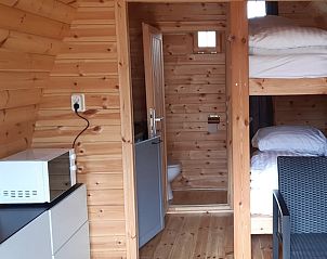 Moderne badkamerfaciliteiten in Huisje in Wagenberg, vakantiehuis in West Brabant.