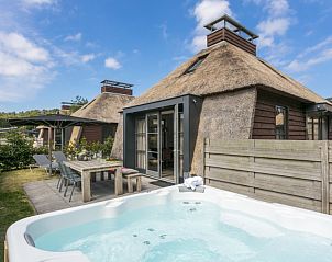 Guest house 4501127 • Holiday property Noordzeekust • 6 pers villa met Jacuzzi 