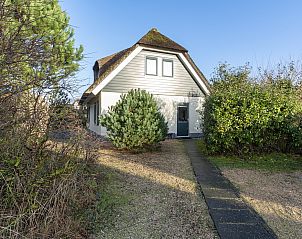 Uitzicht op het strand bij Julianadorp aan Zee, nabij Duynopgangh 46 vakantiehuis.