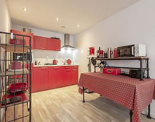 Volledig uitgeruste keuken in Strandslag 103 Julianadorp aan Zee, vakantiehuis Noordzeekust.