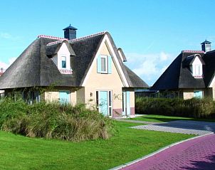 Guest house 450260 • Holiday property Noordzeekust • 8 pers. luxe villa met sauna 