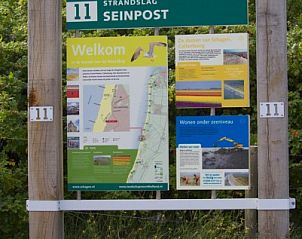 Informatiebord bij Callantsoog de Seinpost nr 9, vakantiehuis aan de Noordzeekust, Noord-Holland.