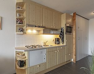 Modern kitchen facilities in Callantsduyne 22 Groote Keeten, vacation home in Callantsoog, North Sea coast.