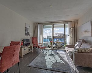 Spacious living room with view in Callantsduyne 22 Groote Keeten, vacation home in Callantsoog, North Sea coast.