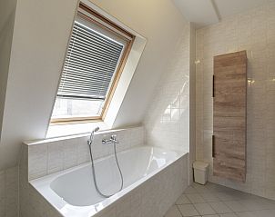 Luxe bad in Duinerei B301 Groote Keeten, vakantiehuis aan de Noordzeekust.