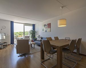 Modern kitchen in Duinerei C002 Groote Keeten vacation home in Callantsoog, North Sea coast, North Holland.