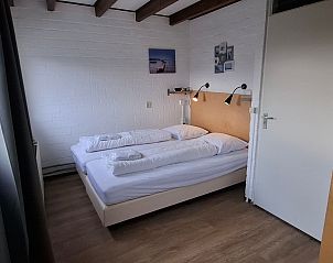 Unterkunft 4504149 - Ferienhaus Noordzeekust - Vakantiehuis Gemütlicher Bungalow für 4 Personen