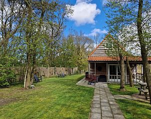 Gezellig vakantiehuisje in Callantsoog met terras en groene omgeving, Noordzeekust, Noord-Holland.
