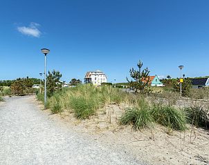 Surroundings of Strandleven 103 Groote Keeten vacation home in Callantsoog with dunes and hiking trails.