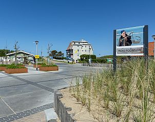 Strandpaviljoen dichtbij Sandepark 165 Groote Keeten vakantiehuis in Callantsoog, Noord-Holland.
