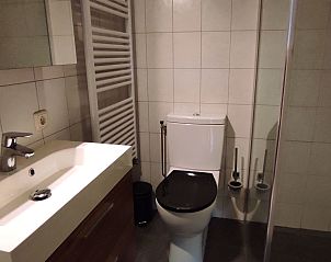 Guest house 4504193 - Holiday property Noordzeekust - Vakantiehuis Gem�tliches Ferienbungalow mit Garten