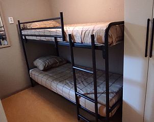 Guest house 4504193 - Holiday property Noordzeekust - Vakantiehuis Gem�tliches Ferienbungalow mit Garten