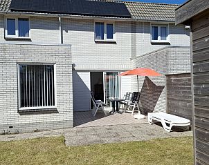 Dining area on the terrace of vacation home NH057, Callantsoog, North Sea coast, North Holland.