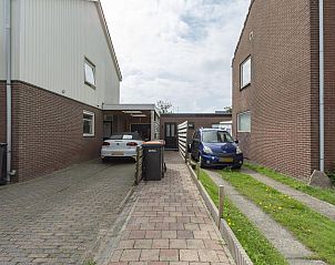 Oprit van Stuijvezandeweg 7Z Callantsoog vakantiehuis aan de Noordzeekust Noord-Holland.