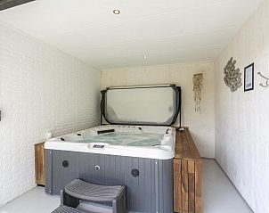 Unterkunft 4504261 - Ferienhaus Noordzeekust - Garnekuul 6 | Jacuzzi | 8 Pers