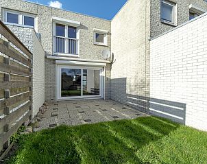 Sunny terrace in the garden of Abbestederweg 24A Callantsoog vacation home