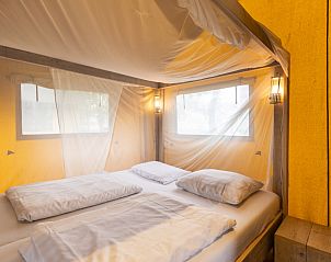 Guest house 4504559 - Tent house Noordzeekust - �Safaritent� 4