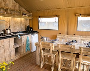 Guest house 4504560 - Tent house Noordzeekust - �Safaritent� 5K
