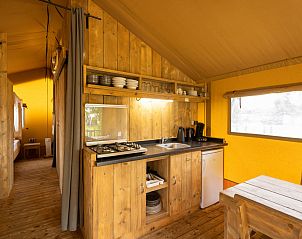 Guest house 4504560 - Tent house Noordzeekust - �Safaritent� 5K