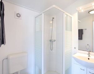 Guest house 450491 - Holiday property Noordzeekust - 4 persoons chalet